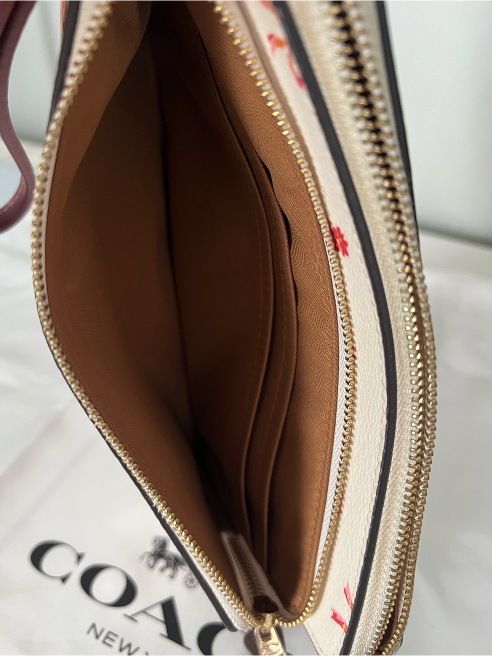 Coach Cream Wristlet with Pink & Red Floral Bows - Picture 4 of 6
